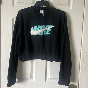 Nike Women's Black Long Sleeve Top. NWT